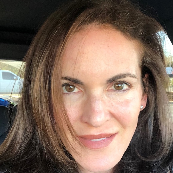 Meet your Posher, Tara - Picture 1 of 1